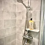 L Indemodable Renove Spacieux Et Lumineux Avec 2 *
