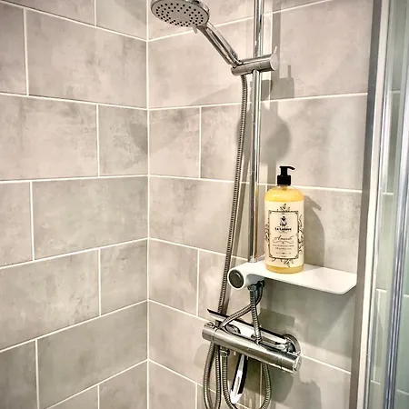 L Indemodable Renove Spacieux Et Lumineux Avec 2 *